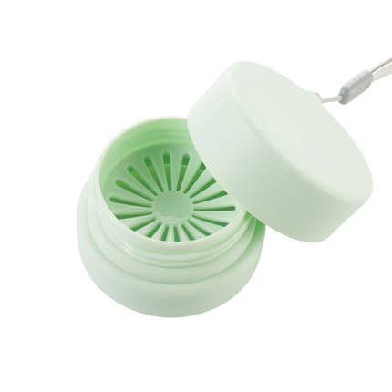 Portable Water Bottle with Strainer (Deliver in 4-6 weeks)