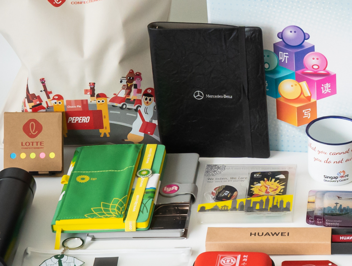 <h2>Corporate Gifts & Customised Gifts</h2>