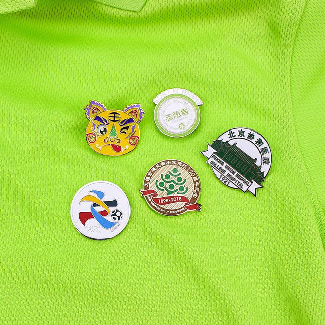 3x3cm Imitation Enamel Badges IWG FC One Dollar Only