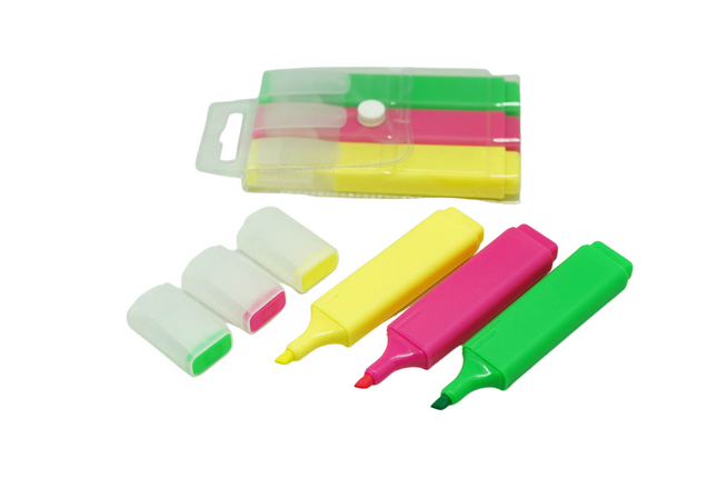 Set of 3 Highlighters Everyday Stationery One Dollar Only